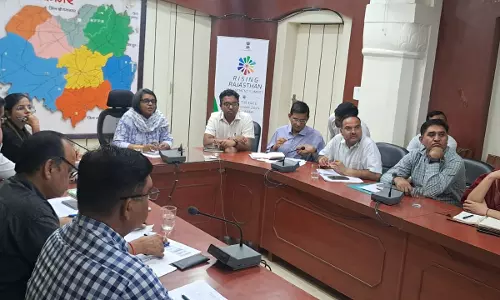 Bikaner: जिला कलेक्टर ब्लॉक वाइज शेड्यूल बनाकर मानिटरिंग के निर्देश साप्ताहिक समीक्षा बैठक आयोजित