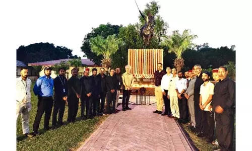 Amar Mahal में महाराजा गुलाब सिंह को श्रद्धांजलि अर्पित की