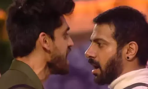 Bigg Boss 18: अविनाश मिश्रा ने करणवीर मेहरा को चोमू, टकला नल्ला कहा