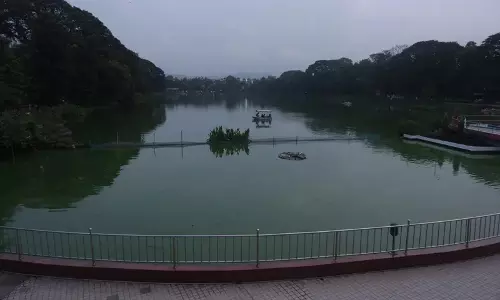 Assam : दिघालीपुखुरी पर खतरा, गुवाहाटी के लोगों ने फ्लाईओवर परियोजना पर पुनर्विचार की मांग की