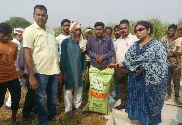 Badaun: धान की हुई अच्छी फसल का सीधा लाभ किसानों को मिलेगा: जिलाधिकारी