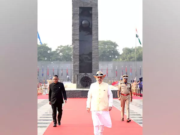 PM Modi ने केंद्रीय गृह मंत्री अमित शाह को जन्मदिन की बधाई दी