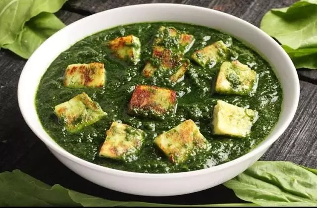 Palak paneer टेस्टी और हेल्दी मिलेगा गजब का स्वाद