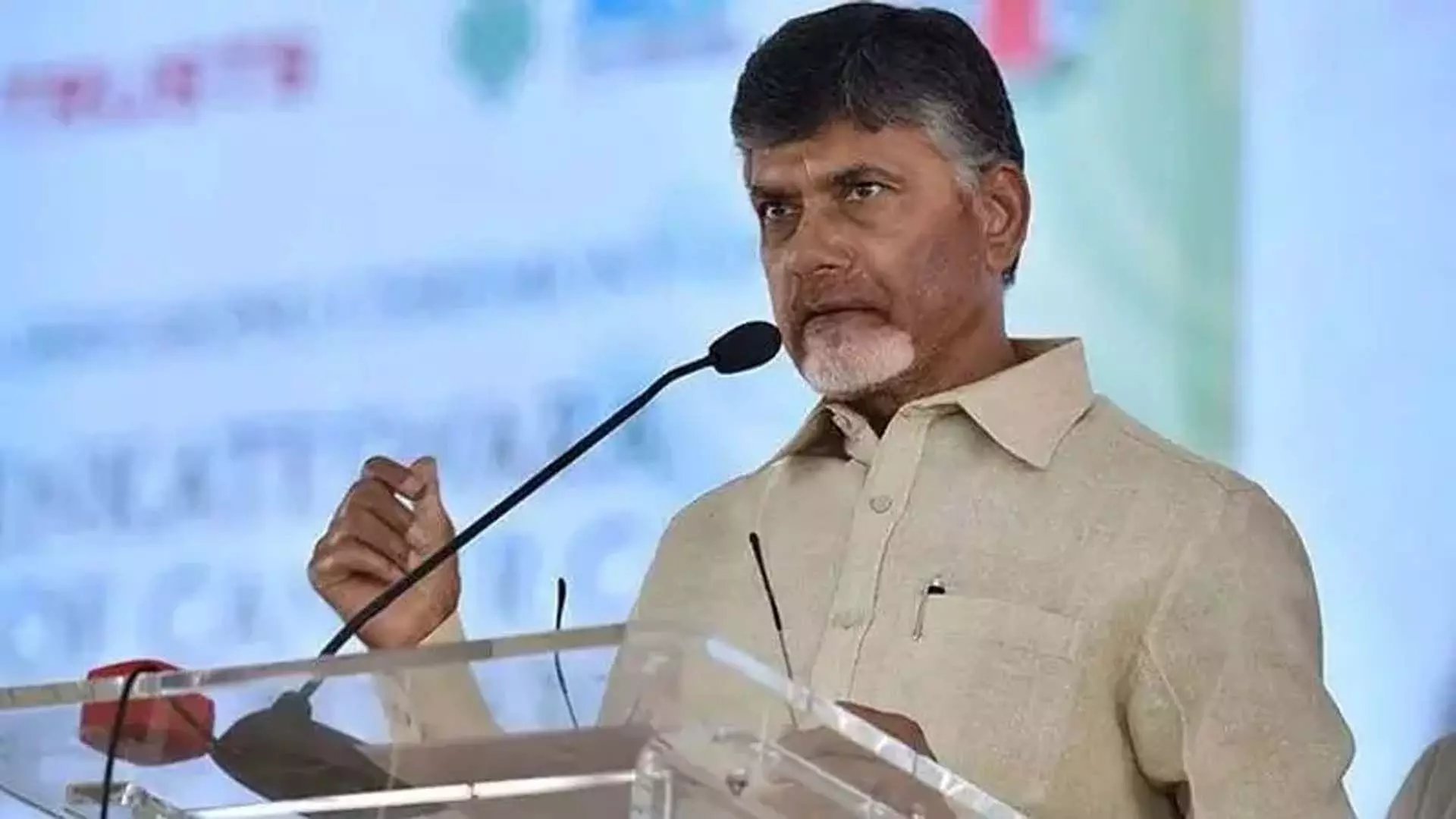 Chandrababu Naidu अपने अधिक बच्चे मंत्र पर अडिग