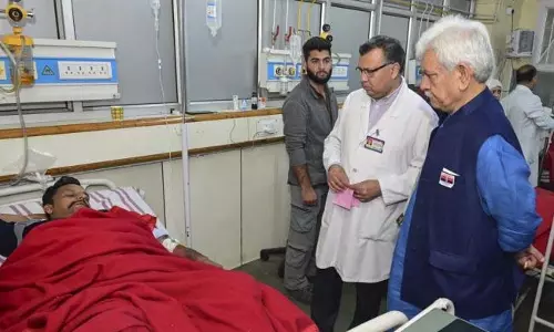 J&K: एलजी ने कहा, क्रूर हमले का बदला लिया जाएगा J&K: एलजी ने कहा, क्रूर हमले का बदला लिया जाएगा