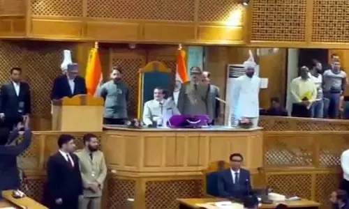 J&K: नवनिर्वाचित विधायकों ने शपथ ली