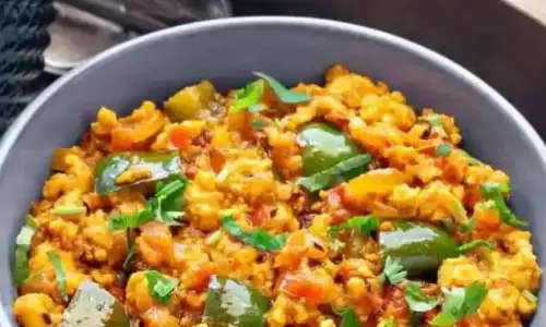 Paneer Bhurji for Health: टेस्टी नहीं हेल्दी भी होती है पनीर भुर्जी Paneer Bhurji for Health: टेस्टी नहीं हेल्दी भी होती है पनीर भुर्जी