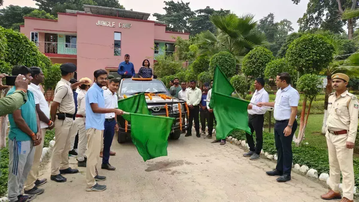 West Champaran में जंगल सफारी की शुरुआत हुई West Champaran में जंगल सफारी की शुरुआत हुई