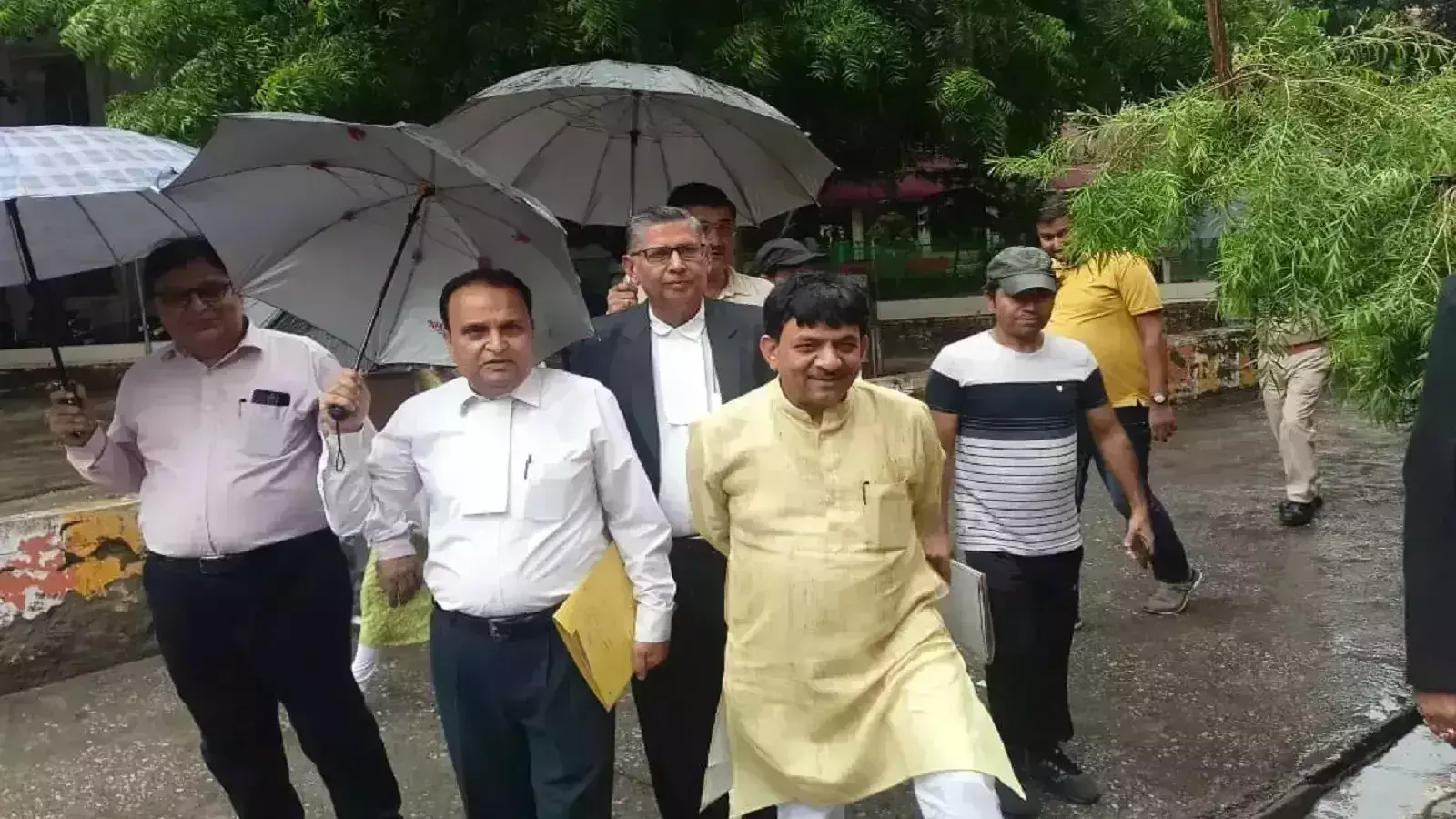 Muzaffarnagar: उपद्रवियों को बख्शा नहीं जाएगा: कपिल देव अग्रवाल Muzaffarnagar: उपद्रवियों को बख्शा नहीं जाएगा: कपिल देव अग्रवाल