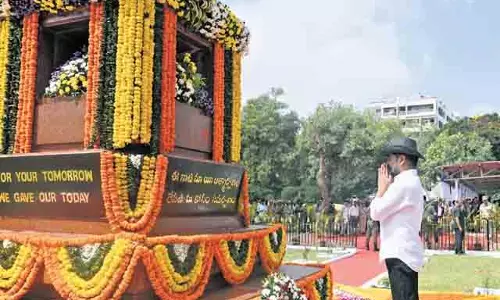 CM Revanth Reddy: सिकंदराबाद में मूर्ति अपवित्र करने के पीछे ‘पागल ताकतों’ का हाथ