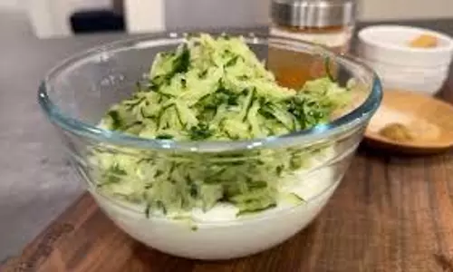 खीरे और दही का स्वादिष्ट सलाद, खाने के बाद आपको आएगा मजा