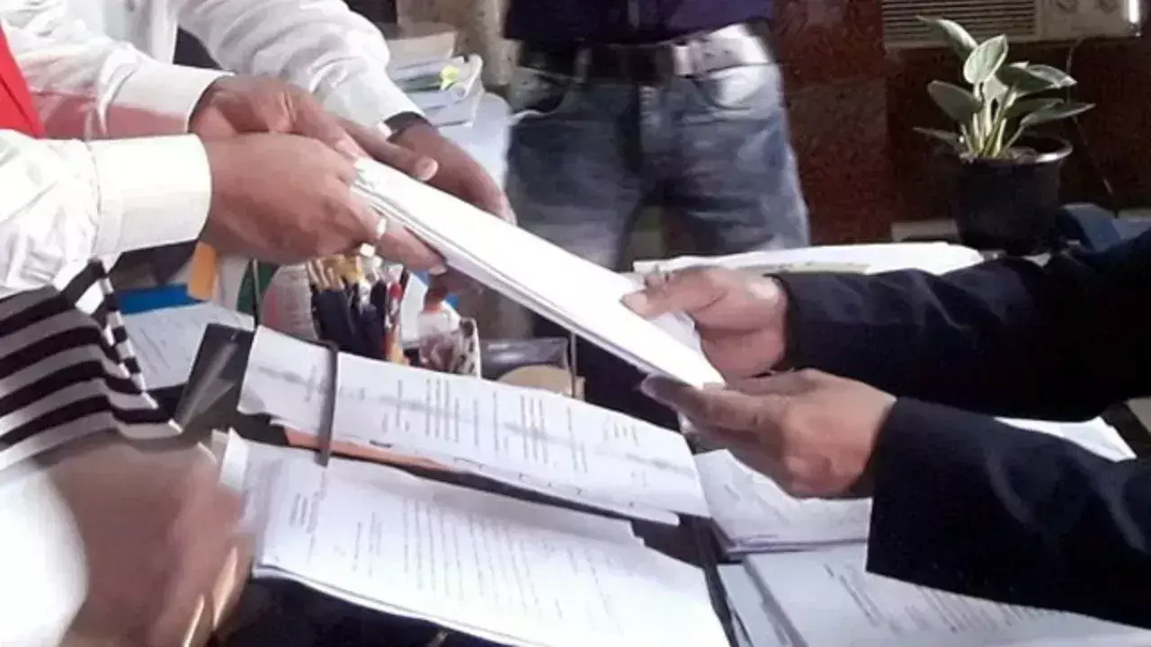 Jharkhand Assembly: रांची में दूसरे चरण के चुनाव की अधिसूचना जारी Jharkhand Assembly: रांची में दूसरे चरण के चुनाव की अधिसूचना जारी