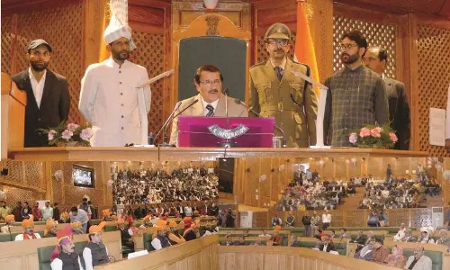 J&k विधानसभा के सदस्यों ने शपथ ली, छह साल का विधायी अंतराल समाप्त