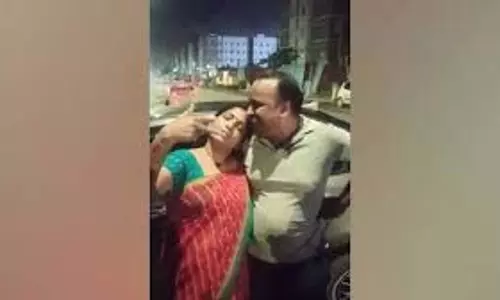 पुलिस से दुर्व्यवहार करने पर चेन्नई के दम्पति गिरफ्तार पुलिस से दुर्व्यवहार करने पर चेन्नई के दम्पति गिरफ्तार