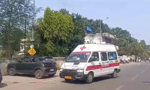 ऑर्डिनेंस फैक्ट्री में जबरदस्त विस्फोट, कई कर्मचारी घायल, मौत की भी खबर ऑर्डिनेंस फैक्ट्री में जबरदस्त विस्फोट, कई कर्मचारी घायल, मौत की भी खबर