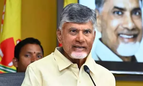 नायडू ने Amaravati में दो दिवसीय राष्ट्रीय ड्रोन शिखर सम्मेलन का उद्घाटन किया नायडू ने Amaravati में दो दिवसीय राष्ट्रीय ड्रोन शिखर सम्मेलन का उद्घाटन किया