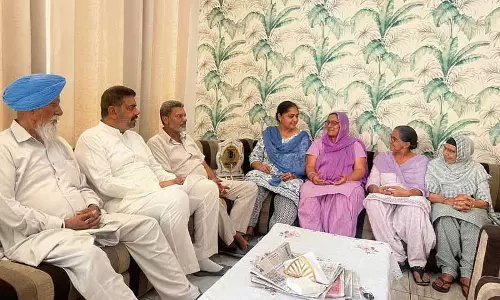 Dehlon गांव में महिला सरपंच ने संभाला कार्यभार
