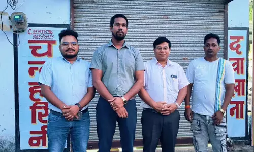 दो अवैध क्लीनिक सील, दवाइयां और मेडिकल सामान जब्त