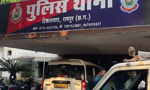 पान ढेला से खराब हो रहा मठपुरैना का माहौल, टिकरापारा टीआई से शिकायत पान ढेला से खराब हो रहा मठपुरैना का माहौल, टिकरापारा टीआई से शिकायत