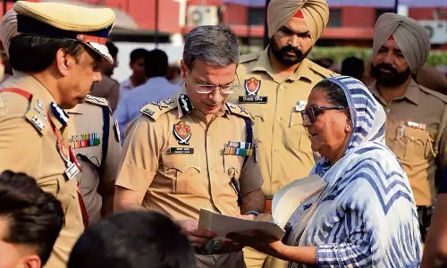 1981 से अब तक 1,799 पुलिसकर्मियों ने दी जान: DGP 1981 से अब तक 1,799 पुलिसकर्मियों ने दी जान: DGP