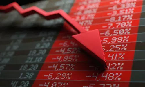 Sensex और निफ्टी में 1 फीसदी से ज्यादा की गिरावट Sensex और निफ्टी में 1 फीसदी से ज्यादा की गिरावट