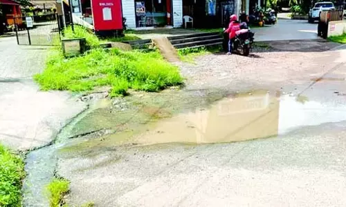 Model-Fatorda निवासियों ने सीवरेज कॉर्पोरेशन के खिलाफ आपराधिक शिकायत दर्ज कराई Model-Fatorda निवासियों ने सीवरेज कॉर्पोरेशन के खिलाफ आपराधिक शिकायत दर्ज कराई
