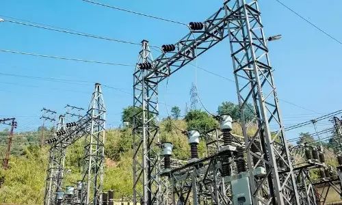 Assam ने शहरी और ग्रामीण क्षेत्रों के लिए निर्बाध बिजली आपूर्ति सुनिश्चित की Assam ने शहरी और ग्रामीण क्षेत्रों के लिए निर्बाध बिजली आपूर्ति सुनिश्चित की