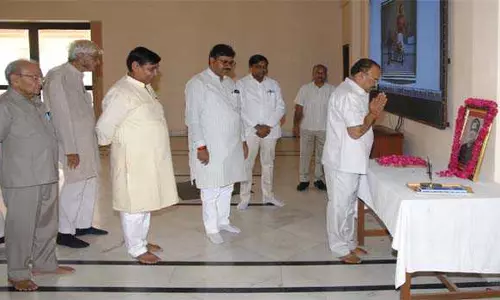 Jaipur: पूर्व मुख्यमंत्री शेखावत को विधान सभा अध्यक्ष देवनानी देंगे पुष्पांजलि