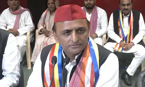 अखिलेश यादव ने बहराइच हिंसा में BJP का हाथ होने का लगाया आरोप अखिलेश यादव ने बहराइच हिंसा में BJP का हाथ होने का लगाया आरोप