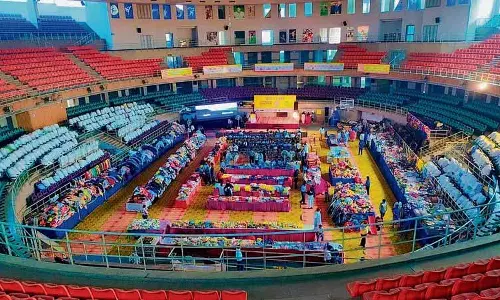 Ludhiana: दान उत्सव को निवासियों से अच्छी प्रतिक्रिया मिली Ludhiana: दान उत्सव को निवासियों से अच्छी प्रतिक्रिया मिली