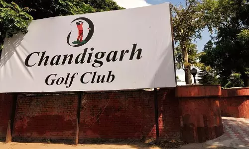 High Court ने चंडीगढ़ गोल्फ क्लब को संपत्ति कर की राशि जमा कराने का निर्देश दिया High Court ने चंडीगढ़ गोल्फ क्लब को संपत्ति कर की राशि जमा कराने का निर्देश दिया