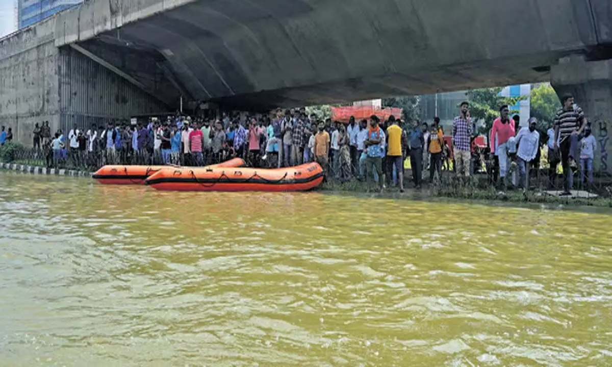 Karnataka: जब येलाहांका में बादल फटते हैं और झीलें छलक उठती