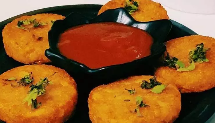 Breakfast, home, breakfast, semolina, corn tikki