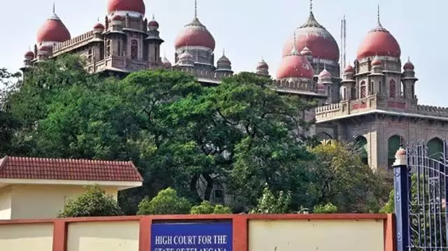 Telangana HC: मंदिर अपवित्र करने वाले वीडियो हटाएं