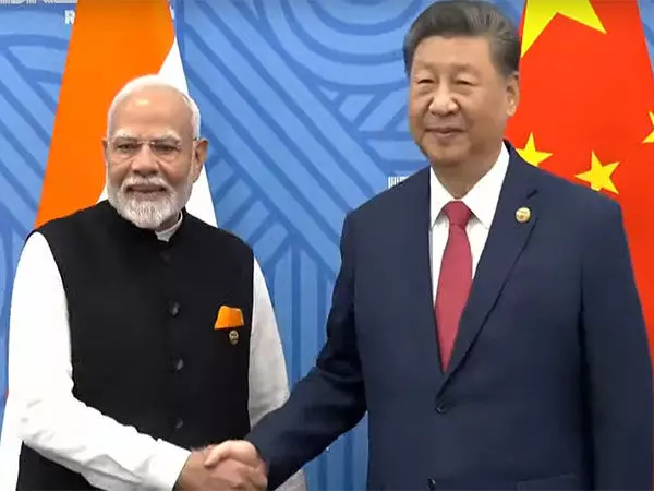 प्रधानमंत्री मोदी ने Kazan में ब्रिक्स शिखर सम्मेलन से चीनी राष्ट्रपति शी जिनपिंग से मुलाकात की