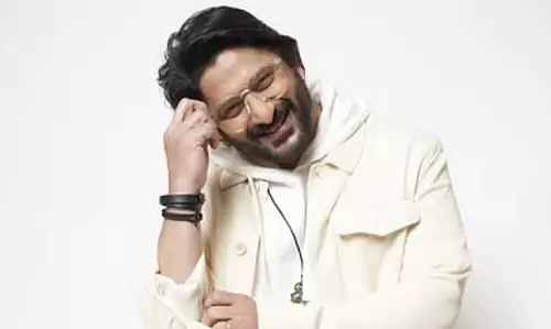 Arshad बातचीत करते सोशल मीडिया इंफ्लुएंसर्स पर