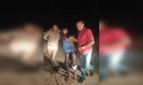 गोकशी में वांछित 2 बदमाशों को पुलिस ने मुठभेड़ में किया गिरफ्तार, एक हुआ फरार