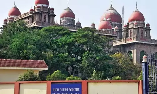 Telangana HC: मंदिर अपवित्र करने वाले वीडियो हटाएं Telangana HC: मंदिर अपवित्र करने वाले वीडियो हटाएं