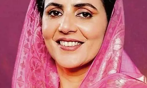Amrita के आने से गिद्दड़बाहा में चुनावी माहौल गरमा गया