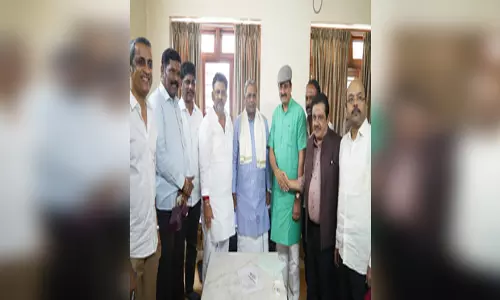 कर्नाटक उपचुनाव: भाजपा को बड़ा झटका, सीपी योगेश्वर कांग्रेस में हुए शामिल