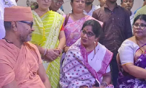 Trinamool कांग्रेस ने सिताई उपचुनाव से पहले पीड़ित साधु का समर्थन किया