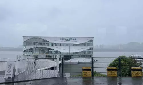 Seoul में मुसी टीम ने हान फ्लोटिंग बिल्डिंग की जांच की