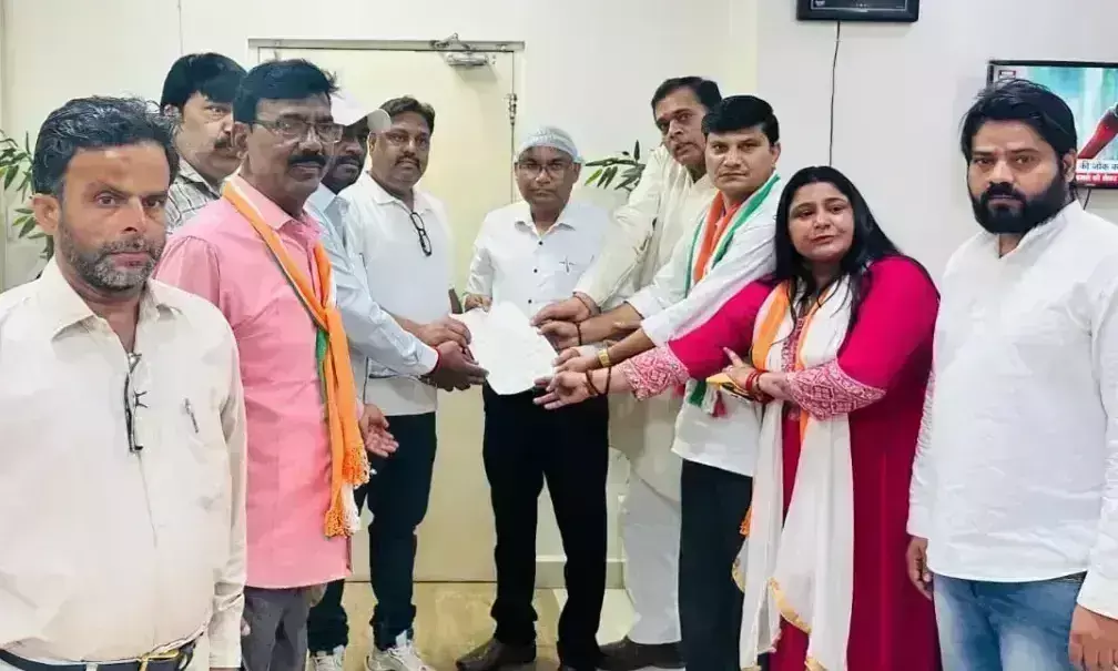 Ghaziabad: कांग्रेसियों ने डीएम के माध्यम से मुख्य न्यायाधीश के नाम दिया ज्ञापन Ghaziabad: कांग्रेसियों ने डीएम के माध्यम से मुख्य न्यायाधीश के नाम दिया ज्ञापन