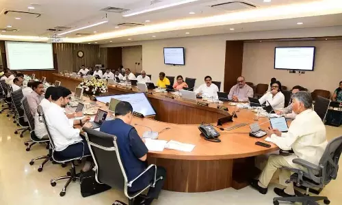 AP कैबिनेट की बैठक संपन्न, लिए गए अहम फैसले AP कैबिनेट की बैठक संपन्न, लिए गए अहम फैसले