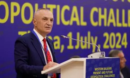 भ्रष्टाचार के आरोप में Albania के पूर्व राष्ट्रपति गिरफ्तार
