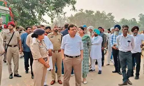 प्रशासन किसानों का एक-एक दाना खरीदने के लिए प्रतिबद्ध: DC प्रशासन किसानों का एक-एक दाना खरीदने के लिए प्रतिबद्ध: DC