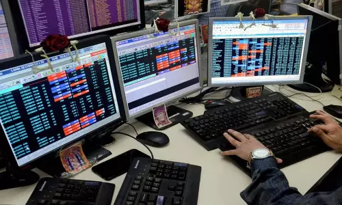 विदेशी फंड की निकासी से Sensex में 138 अंकों की गिरावट विदेशी फंड की निकासी से Sensex में 138 अंकों की गिरावट