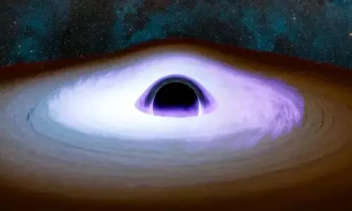 NASA: 12 ब्लैक होल्स के चारों ओर घूम रहे प्रचंड गर्म प्लाज़्मा पर नज़र