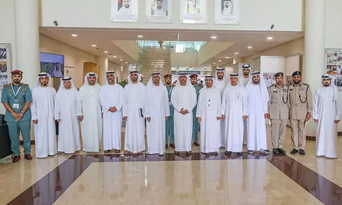 UAE: न्याय मंत्री ने 11वें कानूनी पुस्तक मेले का उद्घाटन किया UAE: न्याय मंत्री ने 11वें कानूनी पुस्तक मेले का उद्घाटन किया