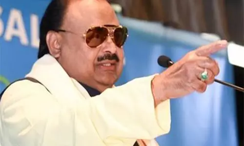 जल्दबाजी में किए गए संवैधानिक संशोधन पाकिस्तान में न्यायपालिका को कमजोर कर रहे हैं: Altaf Hussain जल्दबाजी में किए गए संवैधानिक संशोधन पाकिस्तान में न्यायपालिका को कमजोर कर रहे हैं: Altaf Hussain